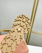 LACE-UP ANKLE BOOTS IN BEIGE SUEDE AND FLEECE LINING