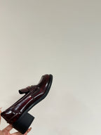 LOAFER WITH GOLD COIN IN CRIMSON GLOSSY CALFSKIN
