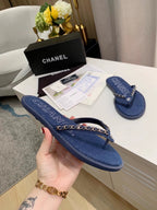 THONG SLIPPERS IN COBALT BLUE DENIM