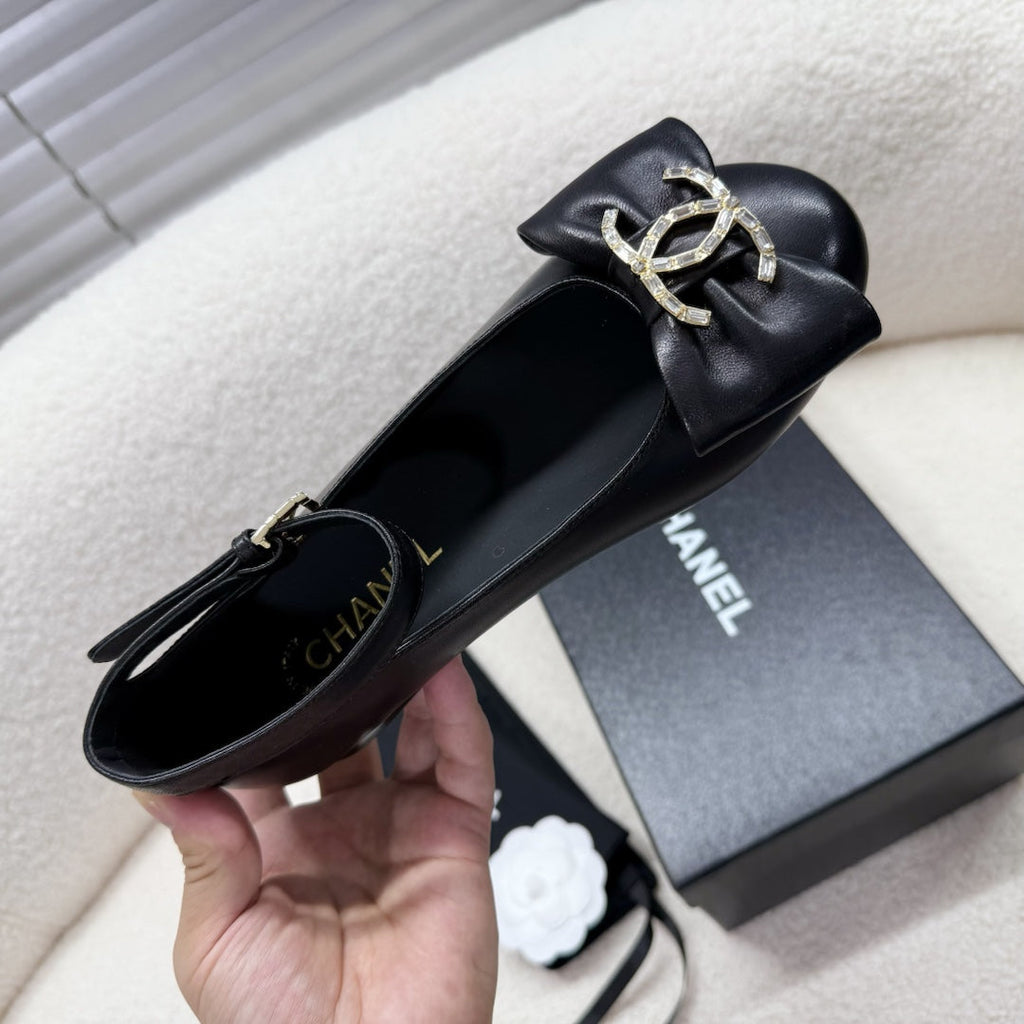 MARY JANE SHOES BLACK LAMBSKIN WITH BOW