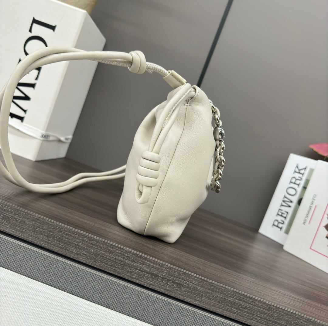 Loewe Flamenco Purse 23 White Lambskin Shw