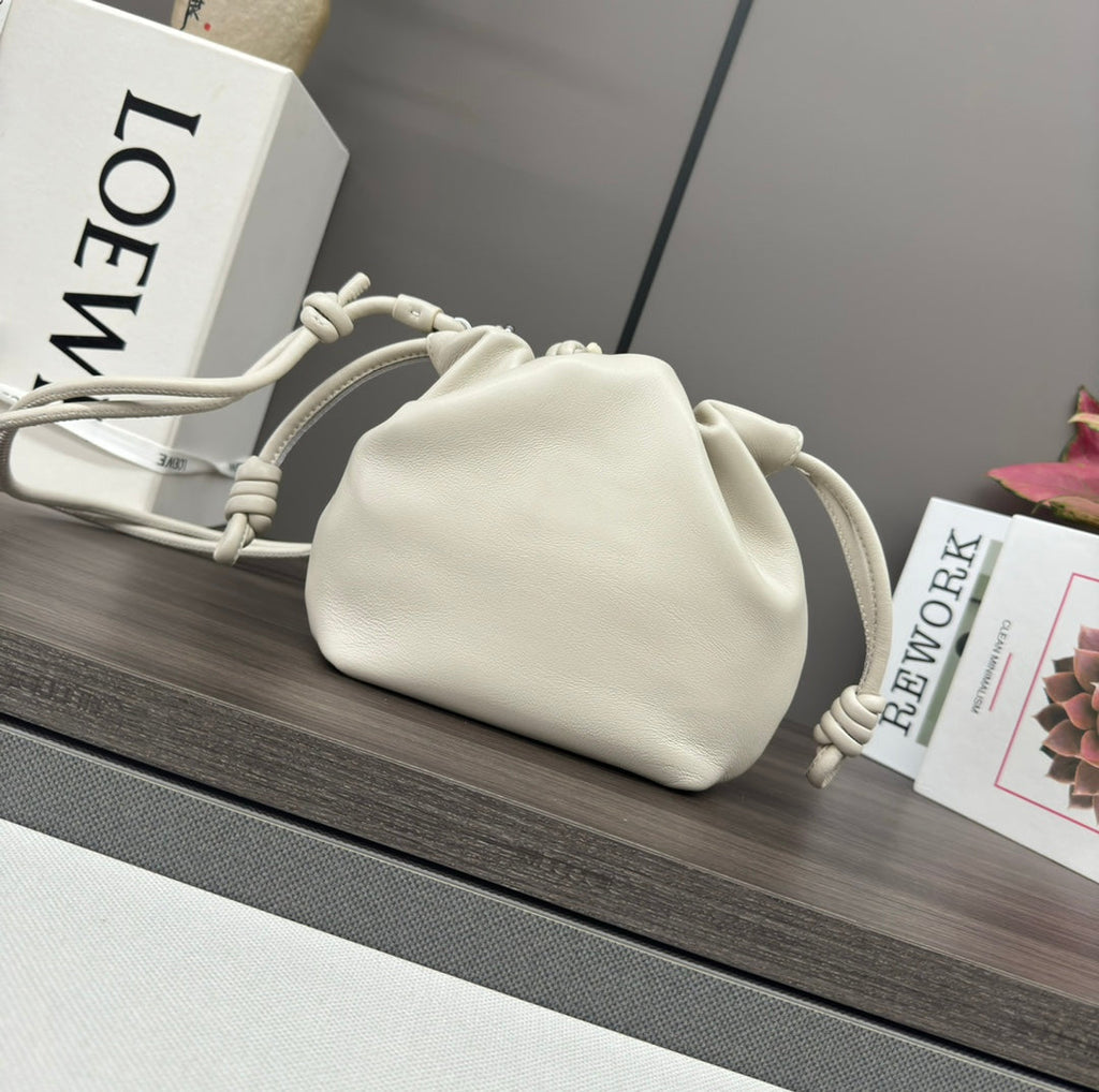 Loewe Flamenco Purse 23 White Lambskin Shw