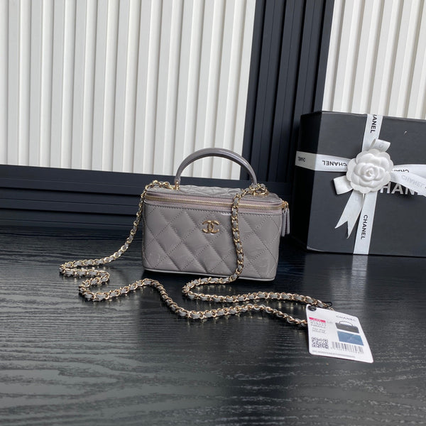 CHANEL 25S VANITY CASE 17 IN CHARCOAL GRAY PATENT CALFSKIN GOLD HARDWARE