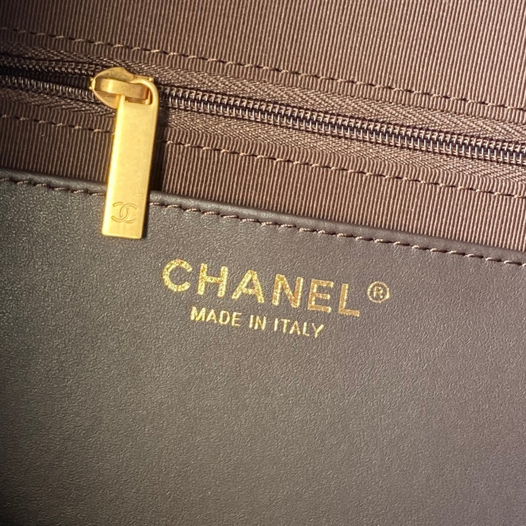 Chanel 2025 Hobo Bag 35cm Brown Suede 318243