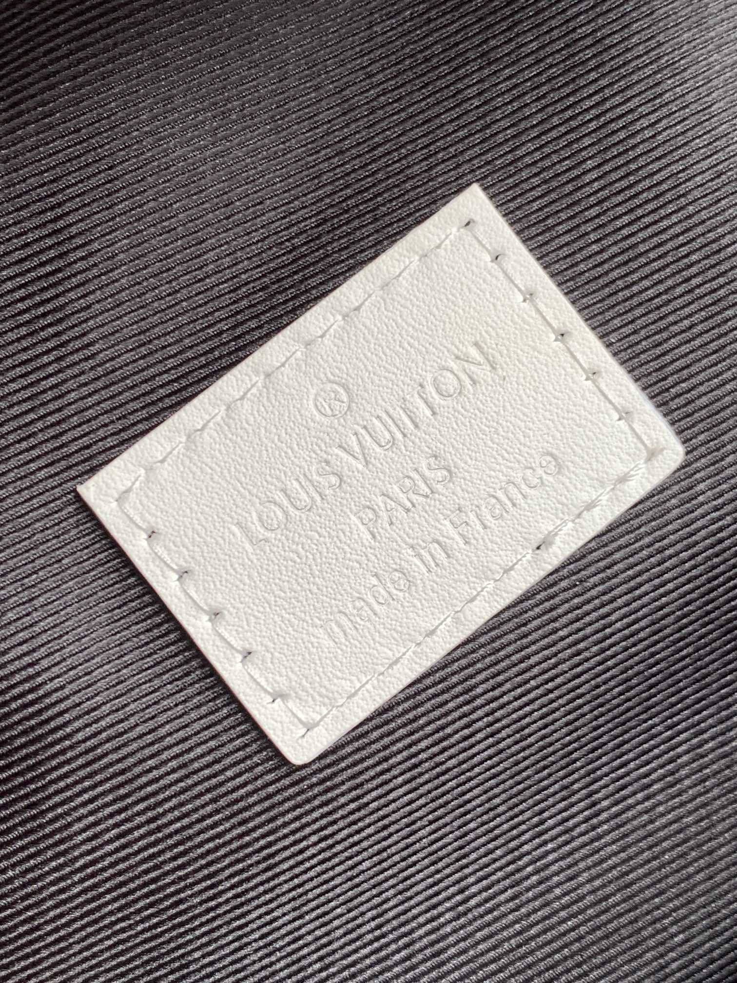 LV M25227 Rush Bumbag White Monogram Shadow Calfskin