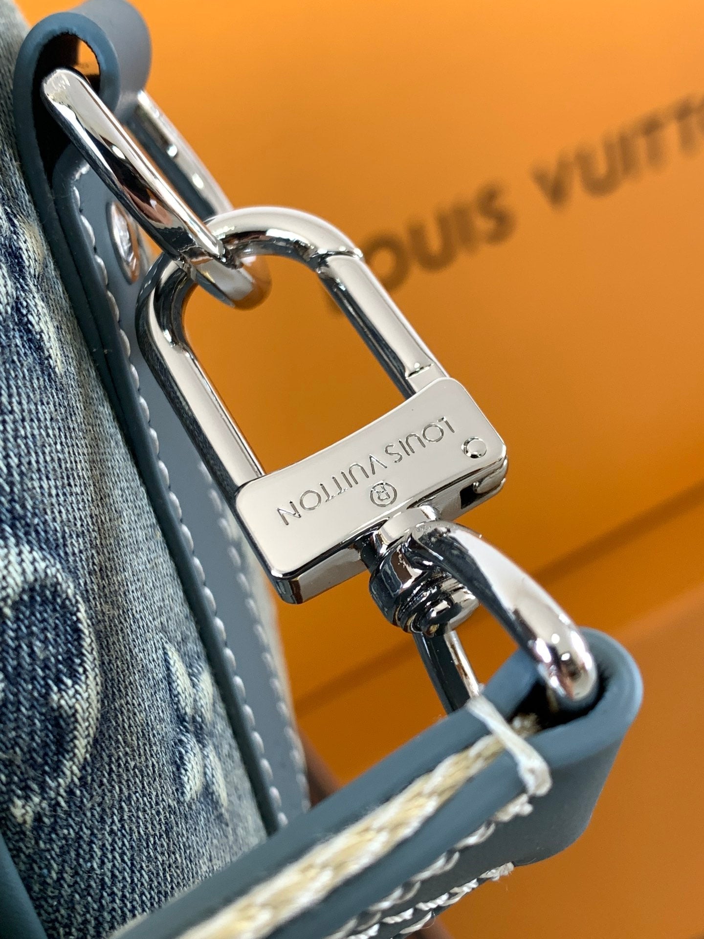 LV Keepall Bandoulière 25 Blue Monogram Washed Denim & Cowhide