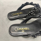 THONG SLIPPERS CAMELLIA IN BLACK SOFT LEATHER