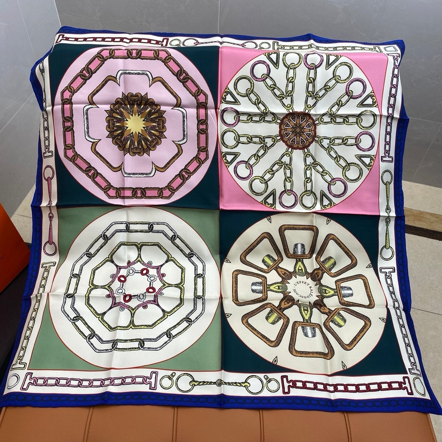 HERMES 25S SCARF 90 IN SILK 703667