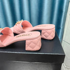 MULE SLIDE SANDAL IN LIGHT PINK LAMBSKIN