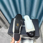 MULE IN WHITE TWEED AND BLACK LAMBSKIN