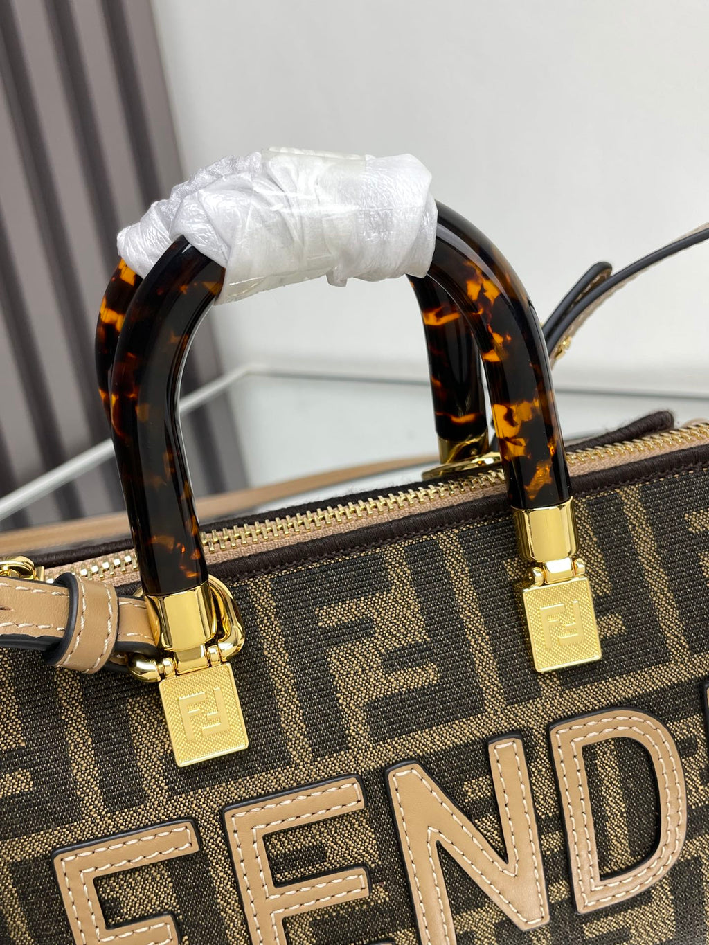 BY THE WAY MINI 18 IN SOYA BEAN JACQUARD FABRIC AND BROWN CALFSKIN TRIM