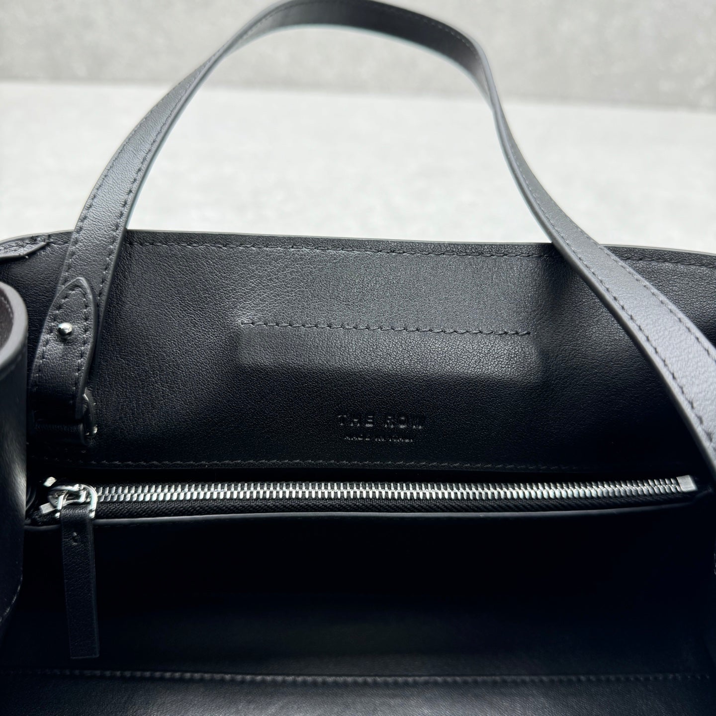 The Row 2025 Peggy Clutch 28cm Black Leather
