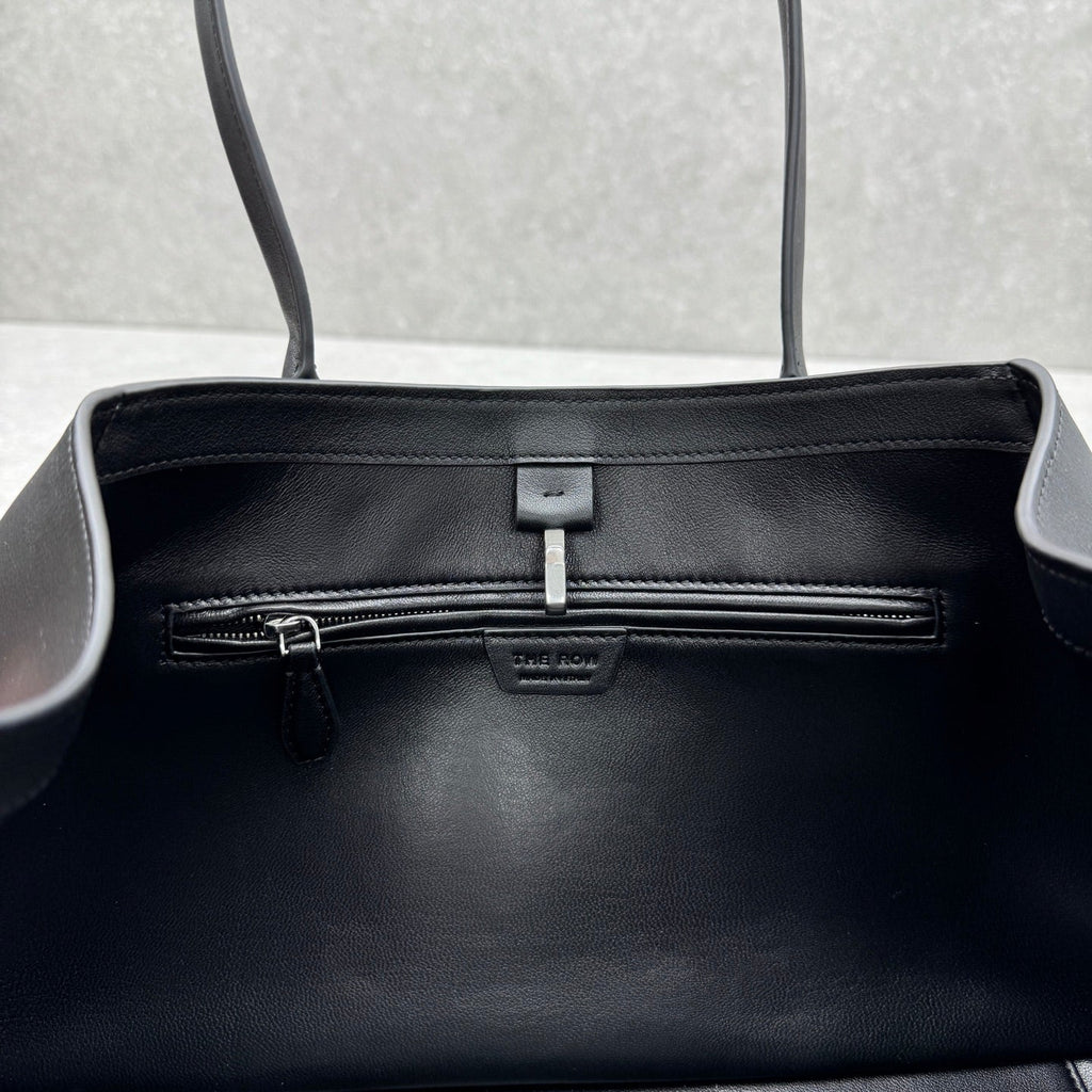 The Row 2025 Alger Bag 39cm Black Cowhide
