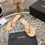 RHINESTONES THONG SANDAL IN MACAROON TAN LAMBSKIN