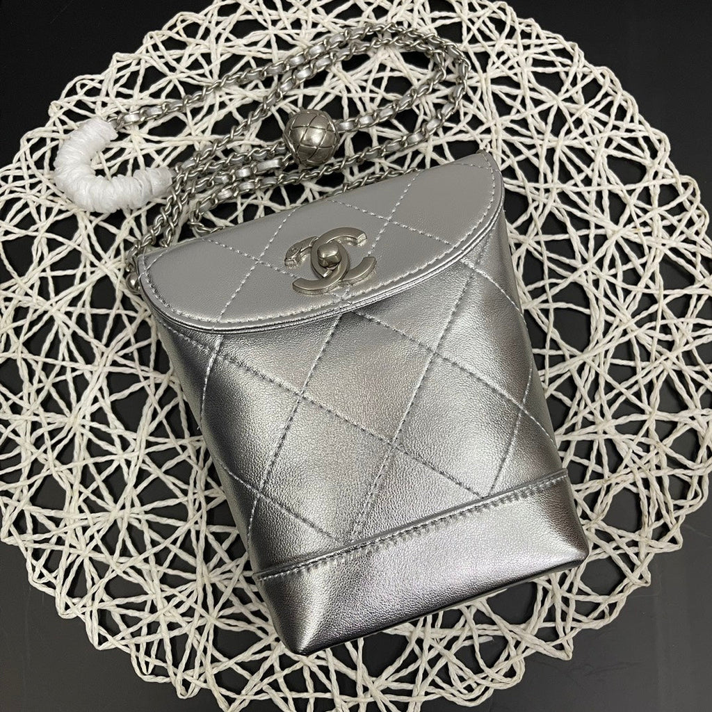 CC Phone Holder Bag 17cm Sliver Metalic Leather