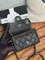 CC 24 Classic Wallet On Chain 11cm Black Sliver Metal Caviar 240668