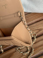 CC 24 Classic Wallet On Chain 11cm Beige Caviar Leather 240670