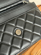 CC WOC ENTRUPY 19 BAG IN BLACK CALFSKIN