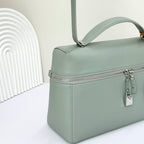 LP Extra Pouch L27 Eucalyptus Calfskin 231579