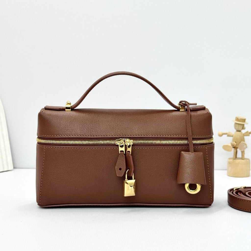 LP Extra Pouch L23 Brown Calfskin 282117