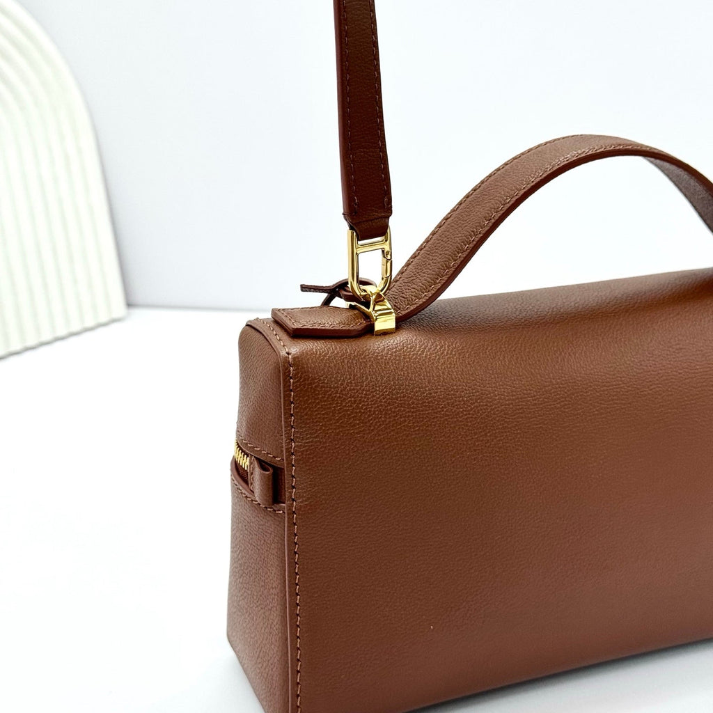 LP Extra Pouch L23 Brown Calfskin 282117