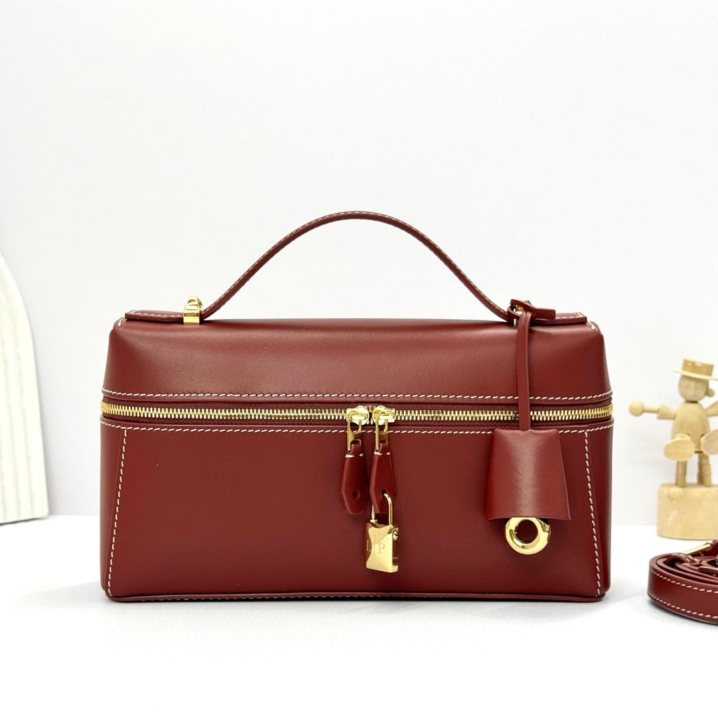 LP Extra Pouch L23 Burgundy Smooth Calfskin 282131