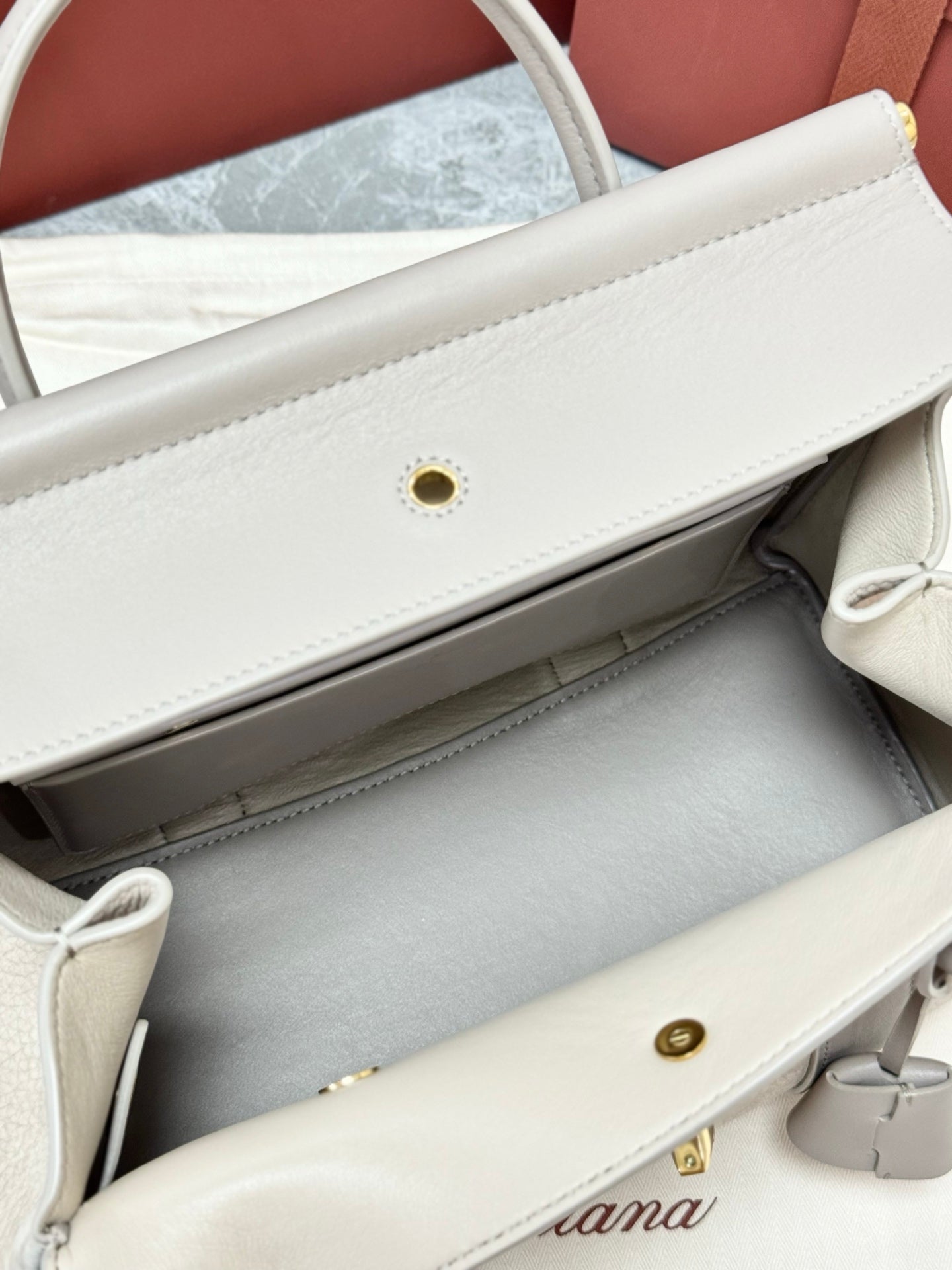 LP Loom L25 Dove Calfskin 282198