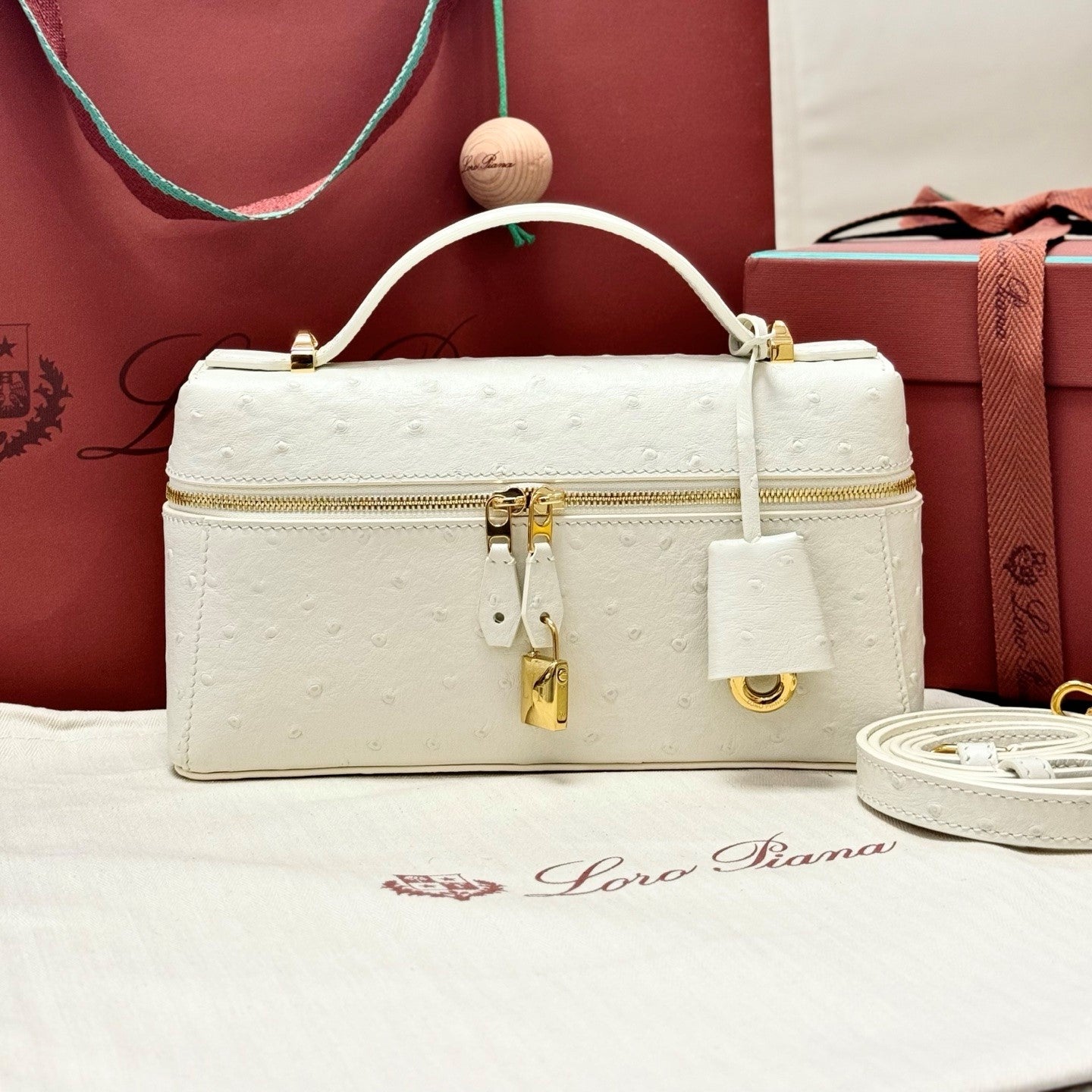 LP Extra Pouch L23 Off-White Ostrich Pattern Leather