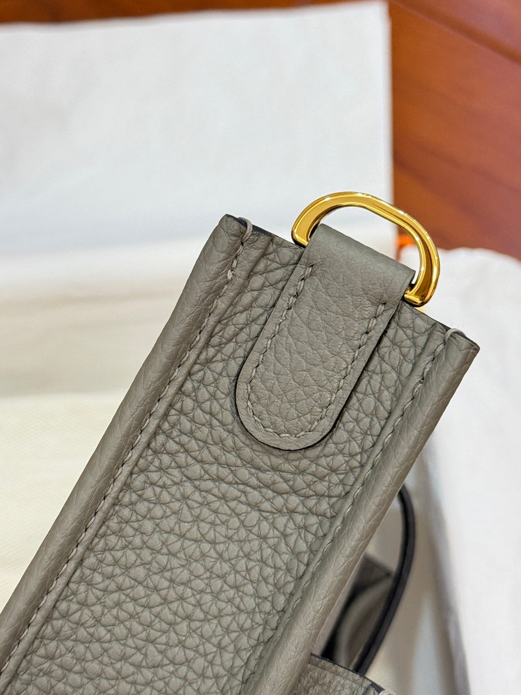HM Evelyne 23cm Cloud Gray Togo Leather 281209