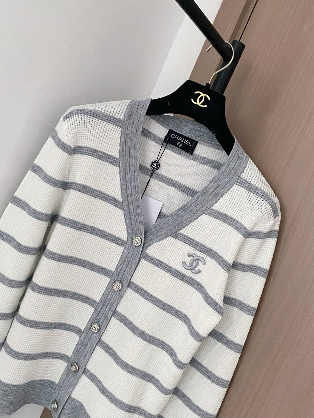 CHANEL 25S CARDIGAN STYLE 138
