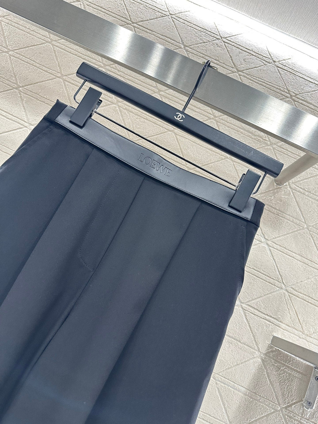 LOEWE STRAIGHT-LEG TRORS STYLE 243