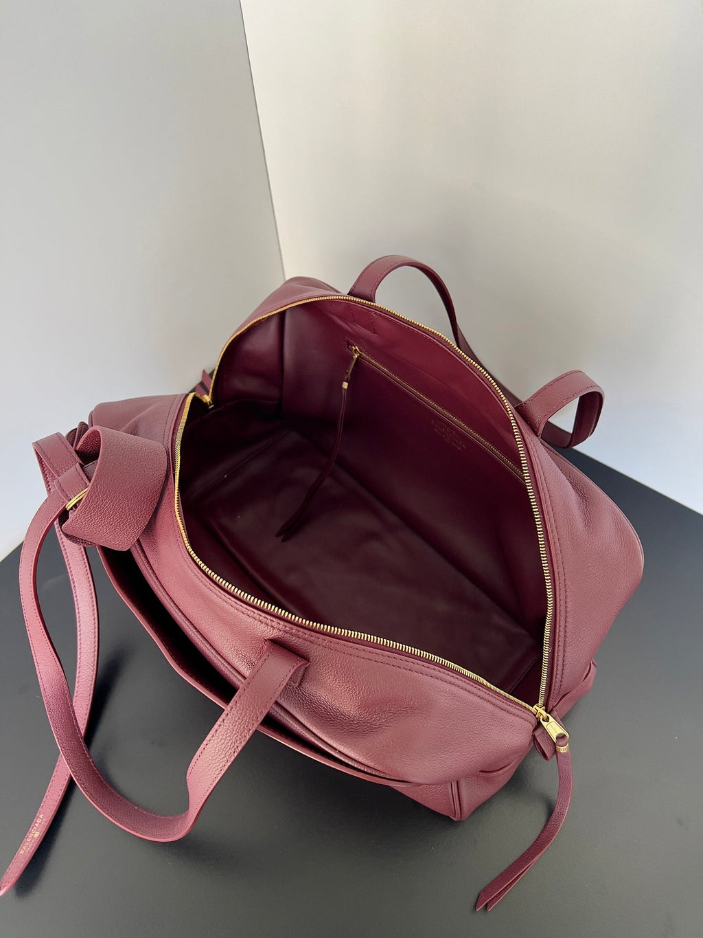 Balenciaga Carrie Bowling Ball Bag Wine Red Lambskin ()