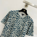 Chanel T-shirts and cut-and-sewn tops 229466