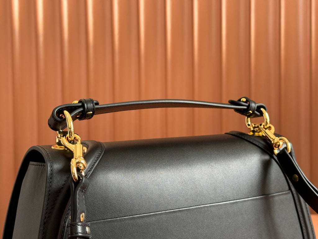 Gucci Blondie 32 Bag Black Leather 239908