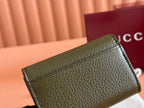 SOFTBIT CARD CASE 10.5 IN GREEN GRAINY CALFSKIN GOLD HARDWARE