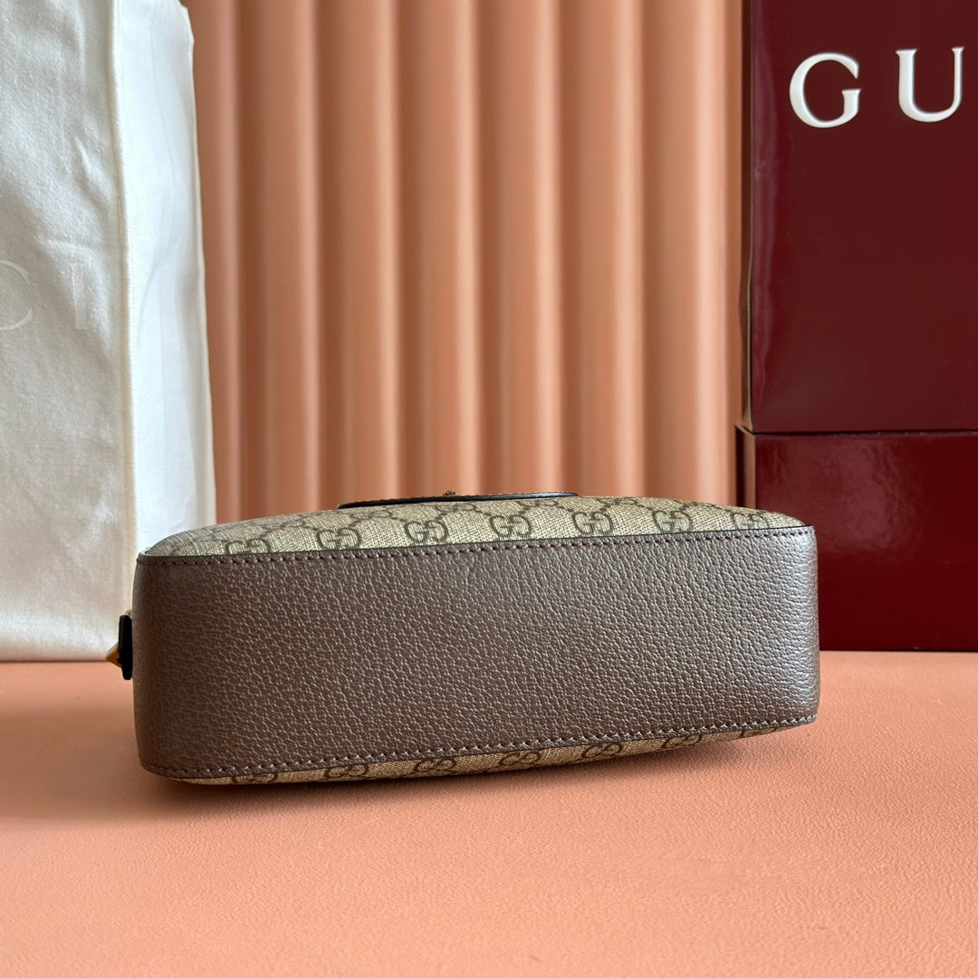 GUCCI NEO  GG SUPREME TIGER HEAD CROSSBODY BAG 24 IN CANVAS