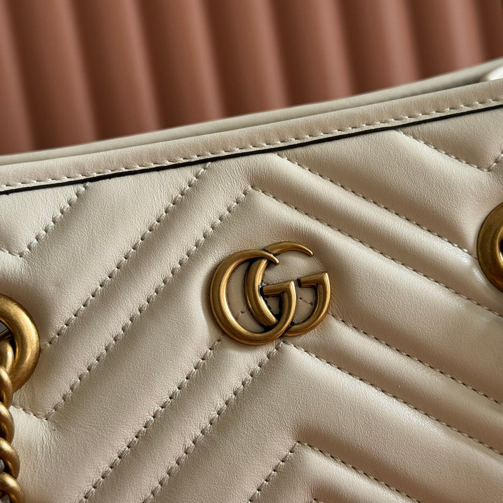 GG Marmont Matelasse Tote Beige Leather 271804
