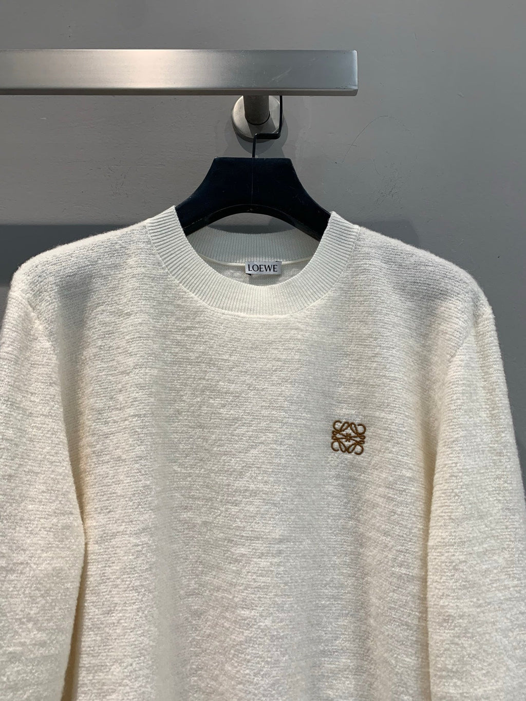 LOEWE SWEATER STYLE 219