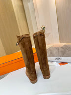 HM 25S JUMPING KNEE-HIGH BOOTS IN BROWN SUEDE WITH SILVER HARDWARE