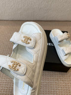 DAD SANDAL IN WHITE SHEEPSKIN MULE