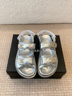 DAD SANDAL IN SILVER SHEEPSKIN