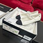 MARY JANE SHOES IN WHITE CALFSKIN AND BLACK SATIN