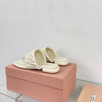 Flip-Flops Cream Leather Stylized
