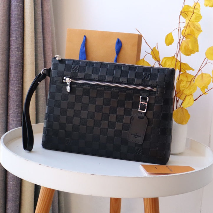 LV N40504 Takeoff Pouch Black Damier Infini Leather 179426