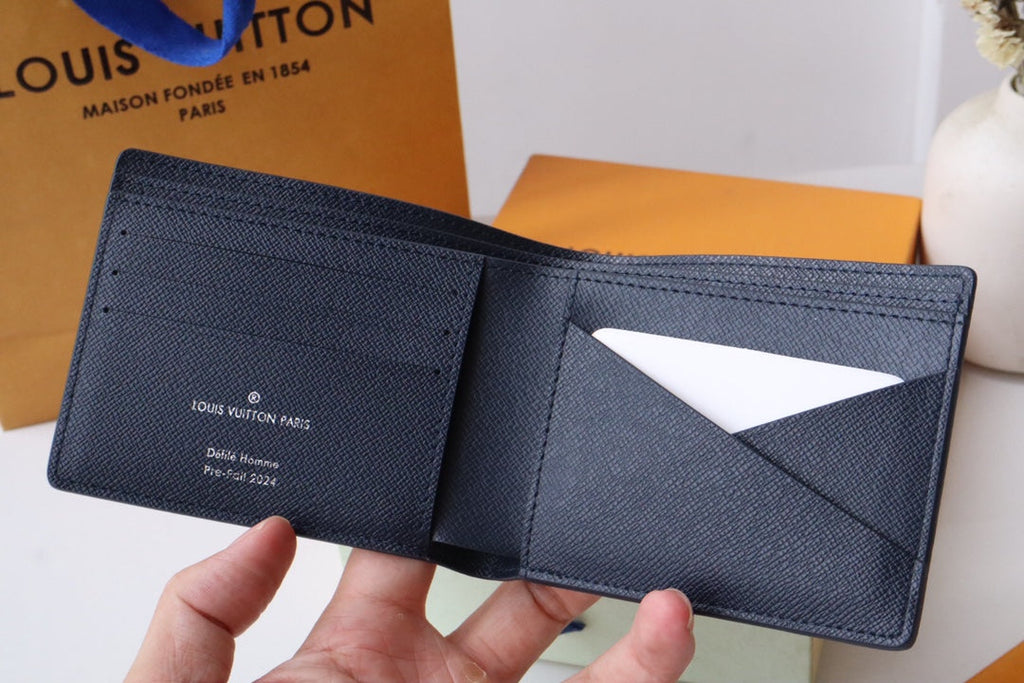 LV Multiple Wallet Blue Damier Heritage Canvas 217108