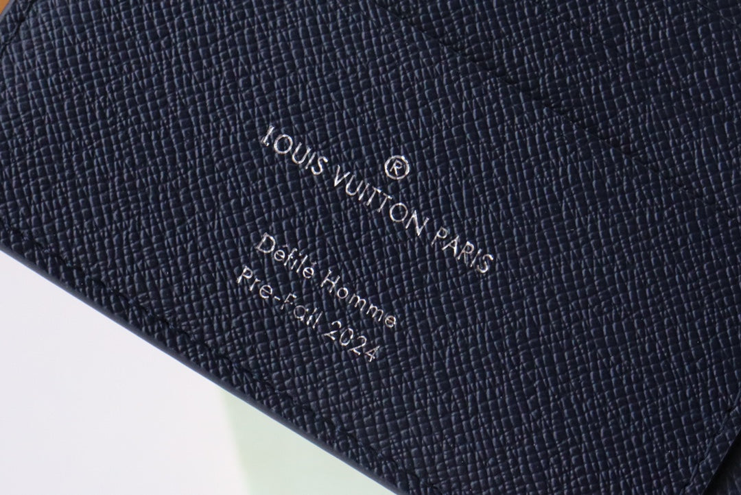 LV Multiple Wallet Blue Damier Heritage Canvas 217108