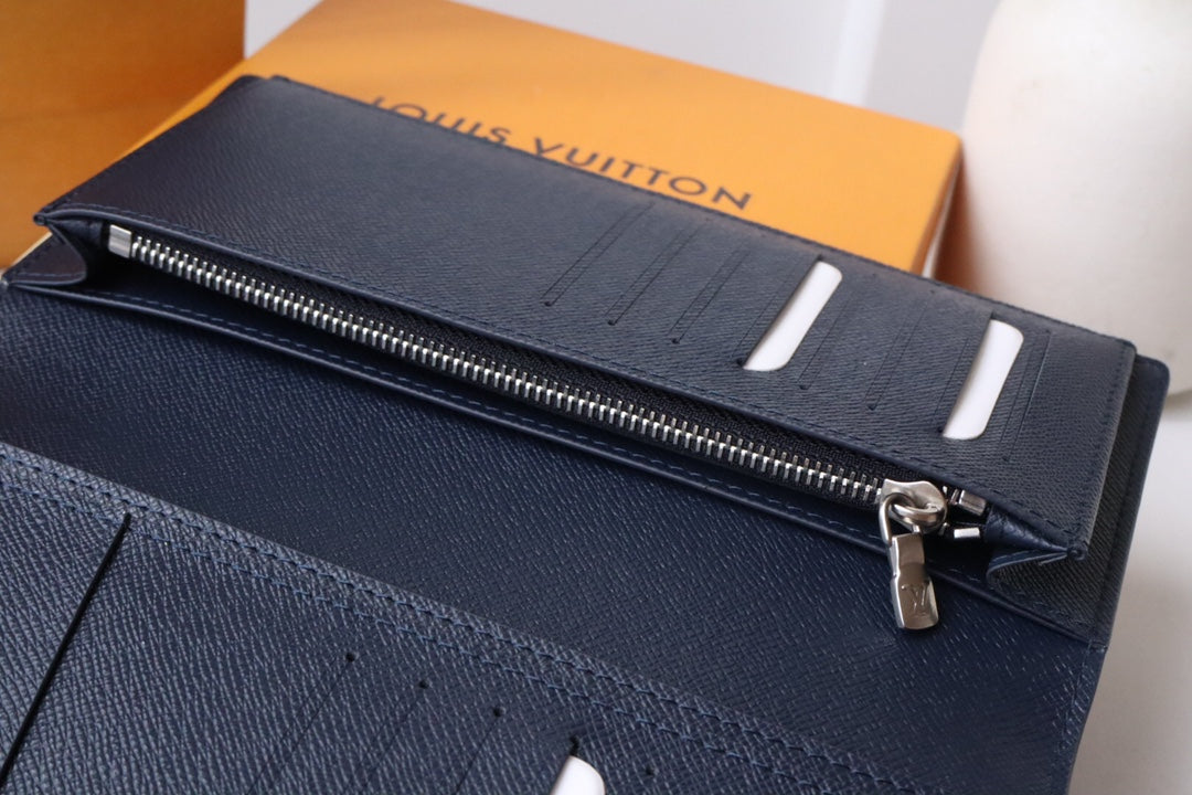 LV Pocket Organizer Vertical Blue Damier Heritage Canvas 217109