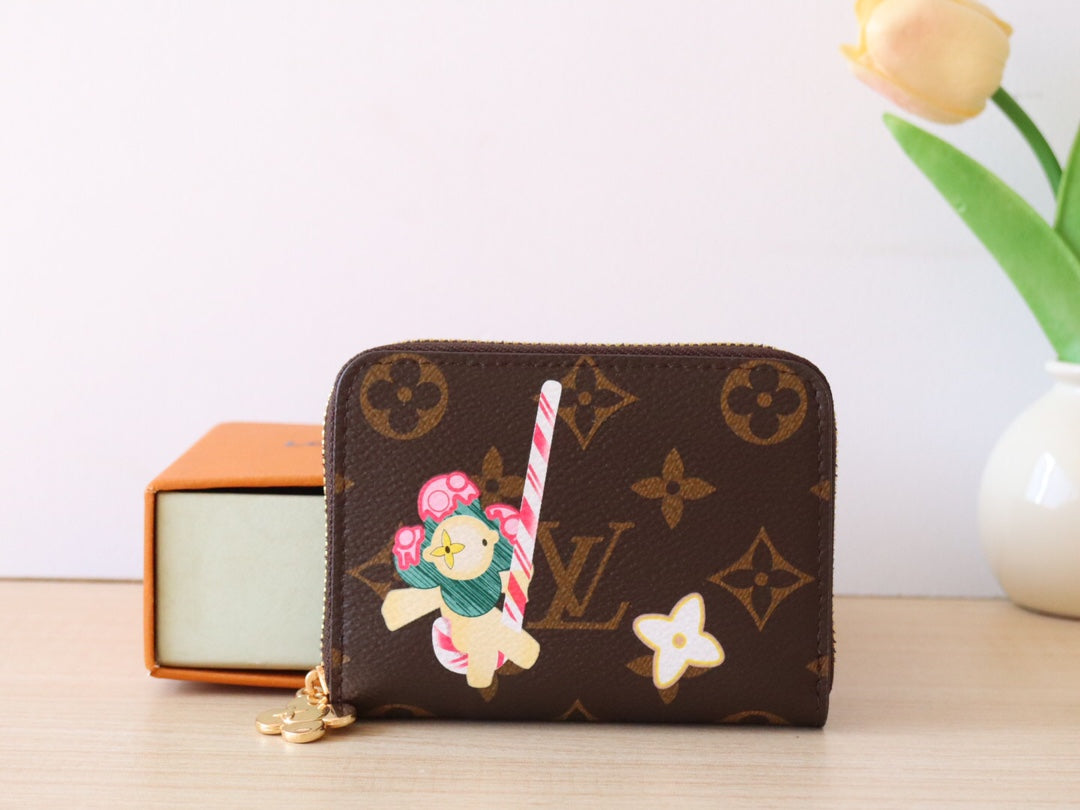 LV M12210 Zippy Coin Purse Candy Red Monogram Canvas 224259