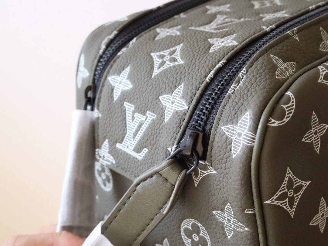 LV Dopp Kit Toiletry Bag Anthracite Grey Monogram Cowhide  224279