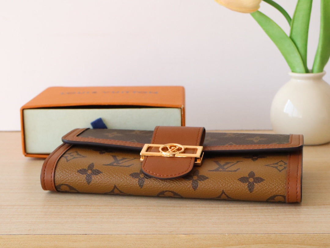 LV Sarah Wallet Monogram & Monogram Reverse Canvas 224222